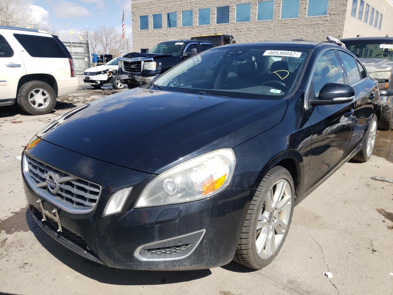 Photo 2 from auction – 2011 VOLVO S60 T6 with VIN YV1902FH5B2013814
