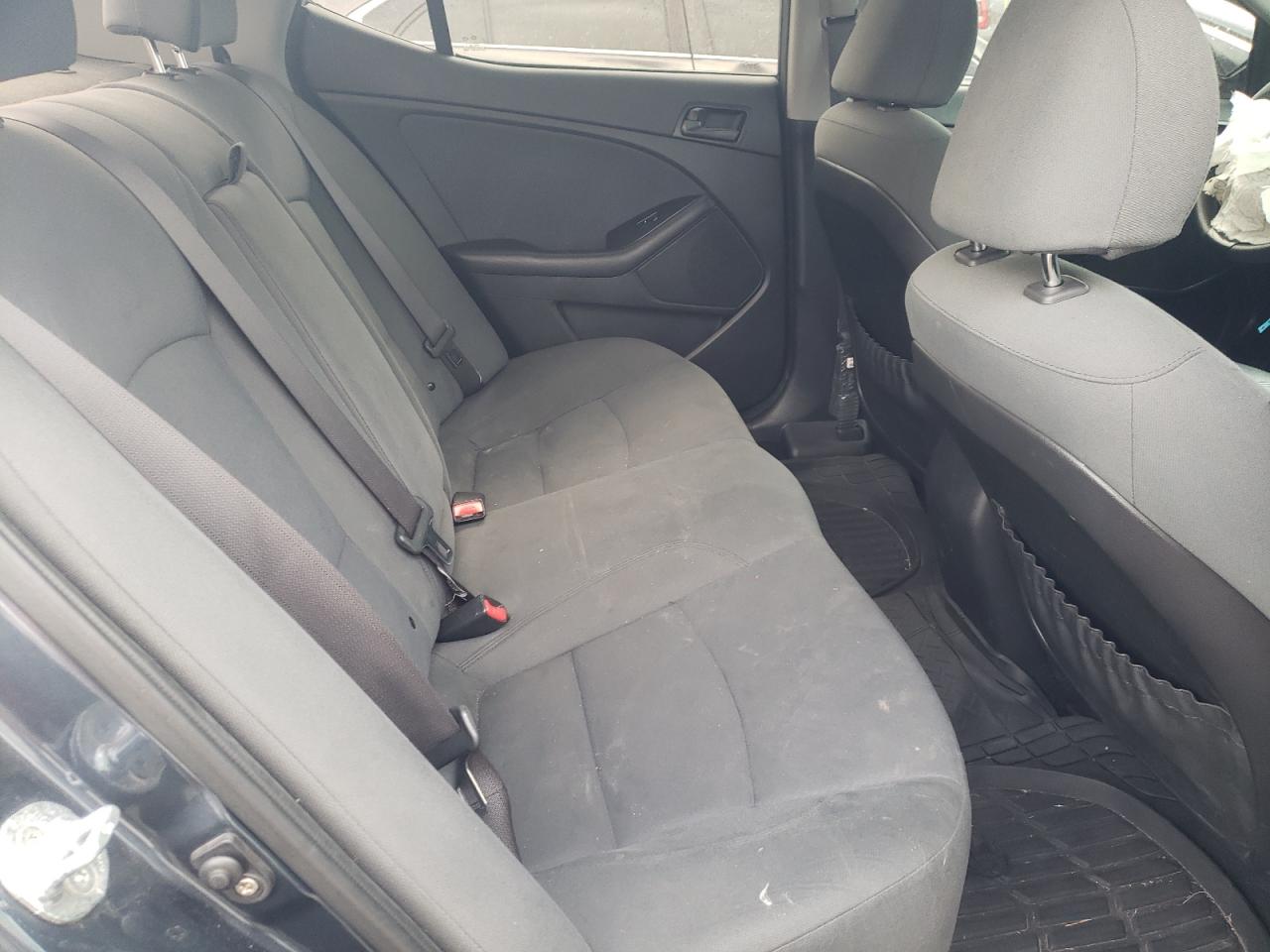 Photo 6 from auction – 2015 KIA OPTIMA LX with VIN KNAGM4A74F5568878