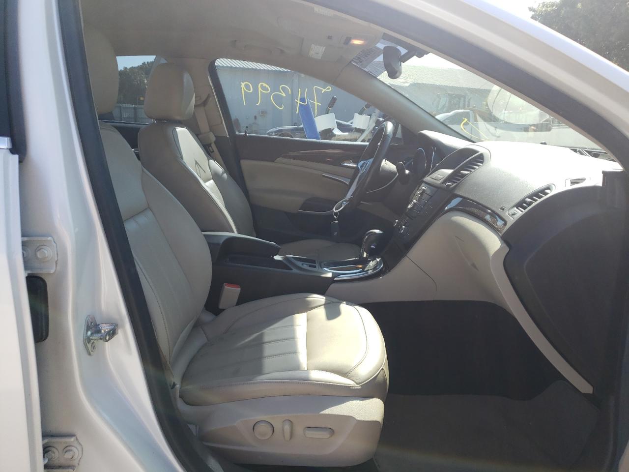 Photo 5 from auction – 2012 BUICK REGAL PREM with VIN 2G4GS5EV8C9122380