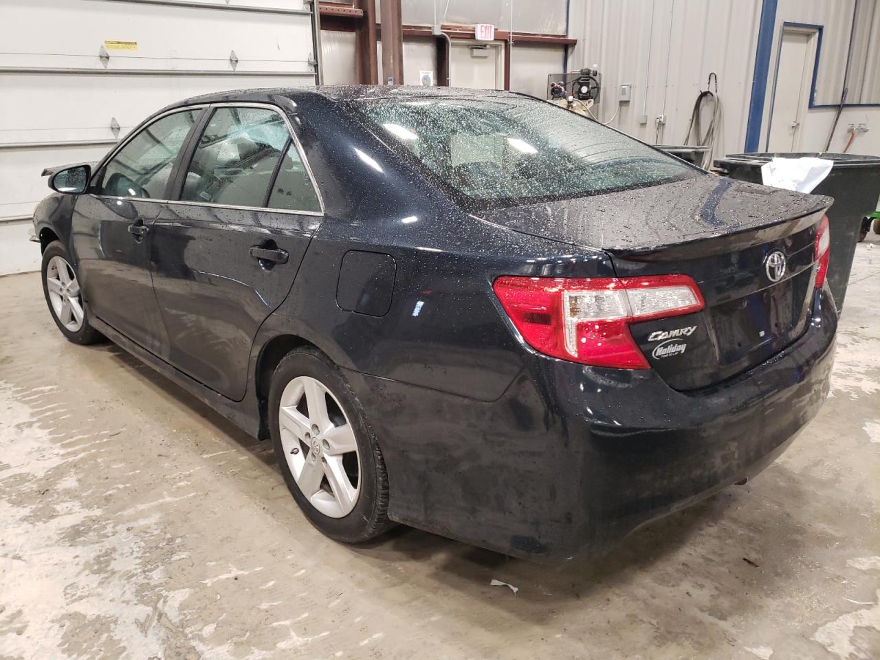 Photo 3 from auction – 2013 TOYOTA CAMRY L with VIN 4T1BF1FK2DU670861