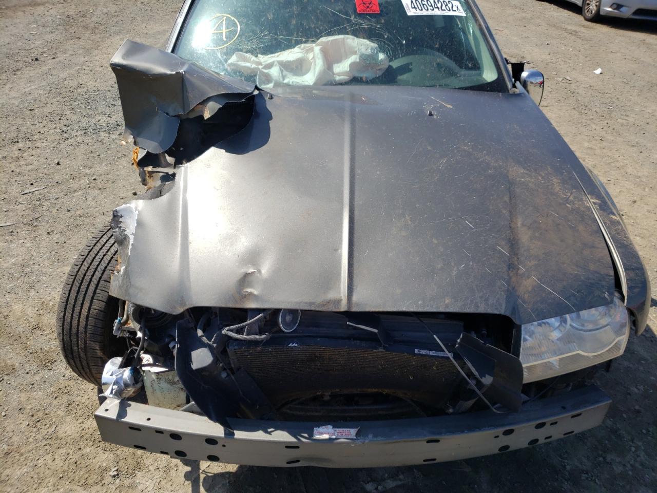 Photo 7 from auction – 2010 CHRYSLER 300 TOURIN with VIN 2C3CA5CV1AH235801