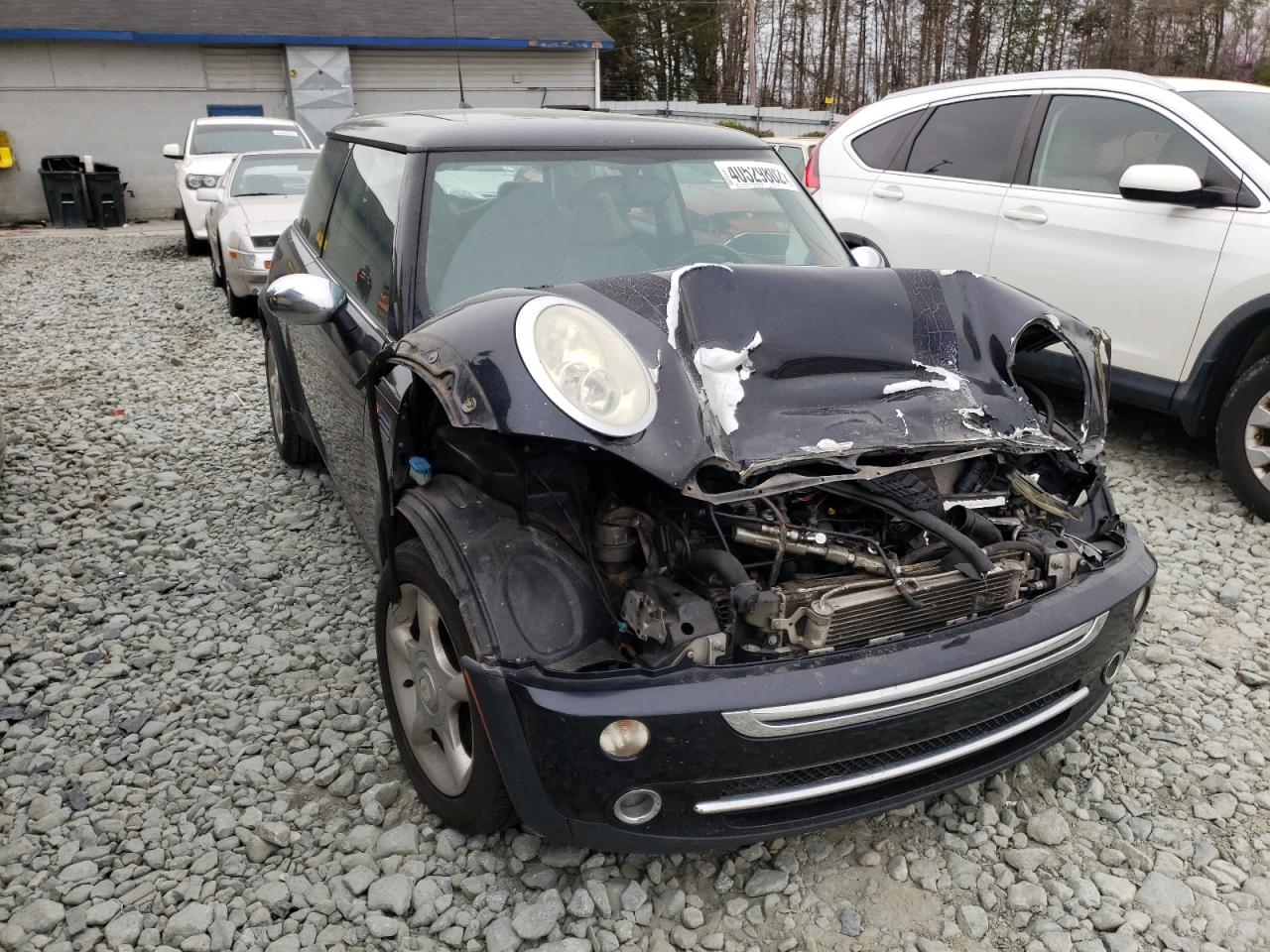 MINI COOPER 2006 with VIN WMWRC33576TK16956 - Photo from auction