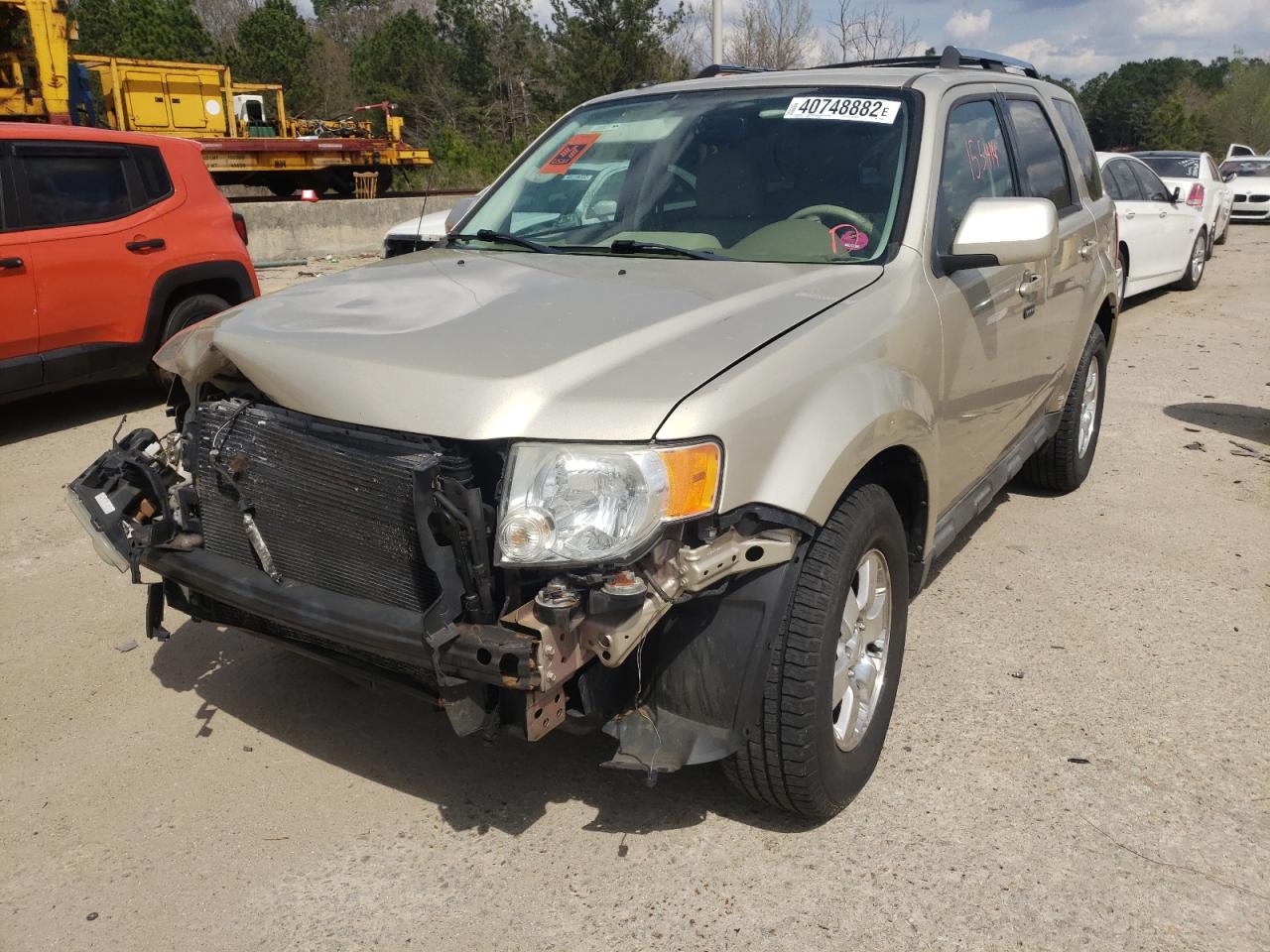 Photo 2 from auction – 2010 FORD ESCAPE LIM with VIN 1FMCU9EG2AKC91842