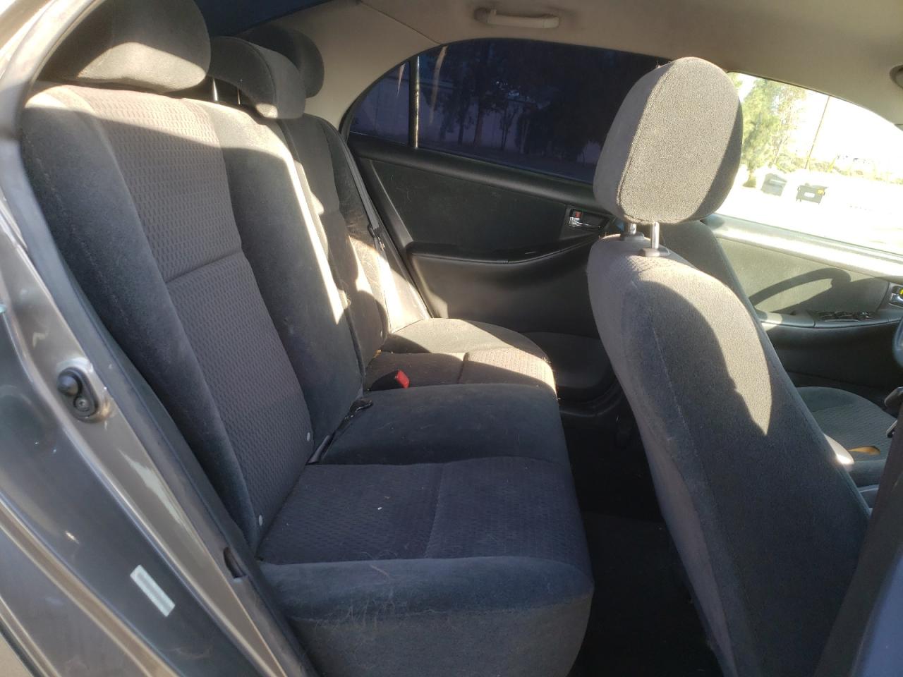 Photo 6 from auction – 2007 TOYOTA COROLLA CE with VIN 1NXBR32E07Z830355