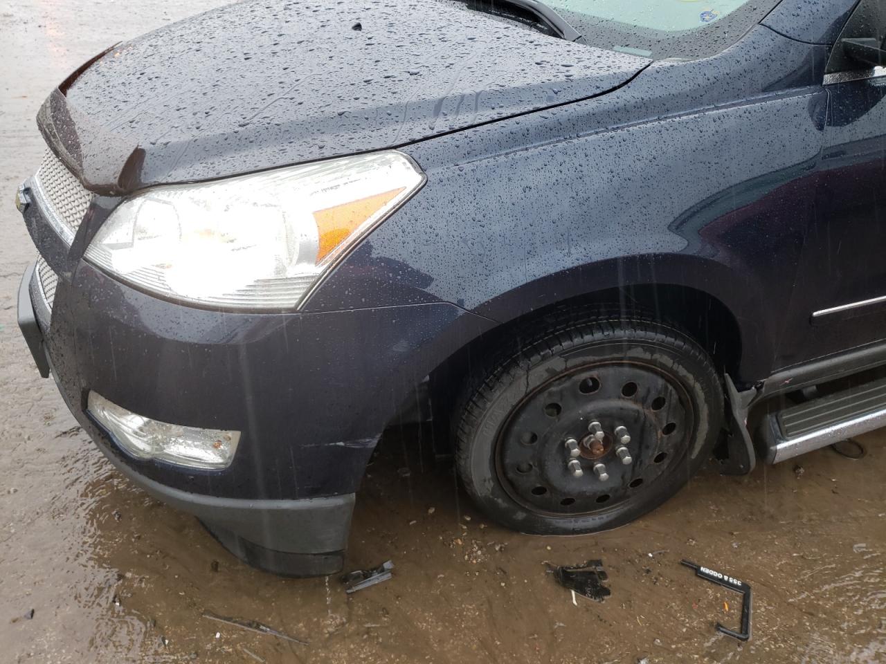 Photo 9 from auction – 2011 CHEVROLET TRAVERSE L with VIN 1GNKVLED7BJ264697