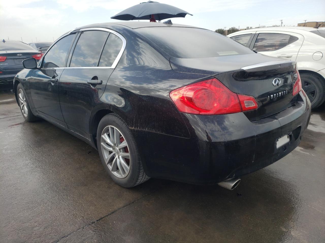 Photo 3 from auction – 2009 INFINITI G37 BASE with VIN JNKCV61E89M011828