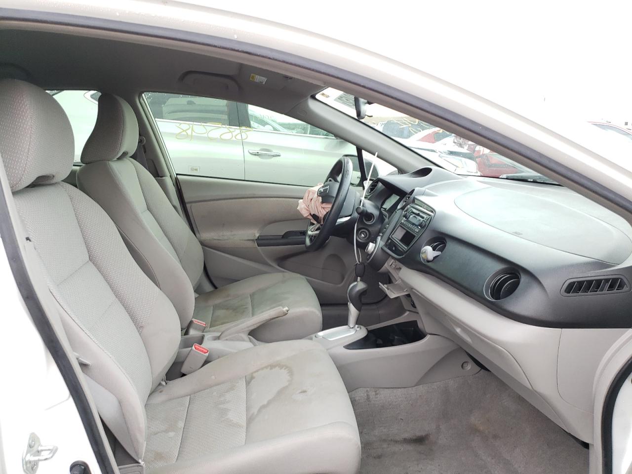 Photo 5 from auction – 2013 HONDA INSIGHT with VIN JHMZE2H38DS005801