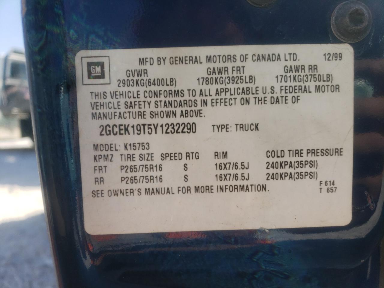 Photo 10 from auction – 2000 CHEVROLET SILVERADO with VIN 2GCEK19T5Y1232290
