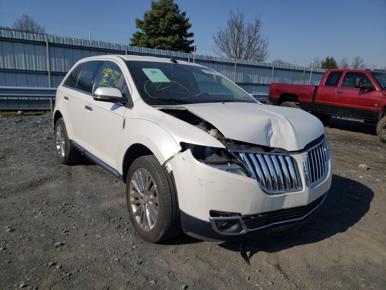 LINCOLN MKX 2013 with VIN 2LMDJ6JK7DBL47363 - Photo from auction