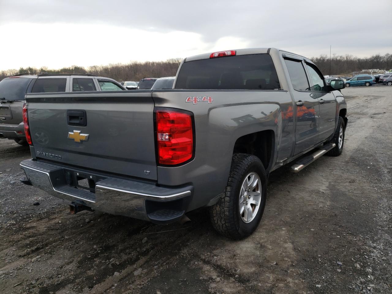 Photo 4 from auction – 2017 CHEVROLET SILVERADO with VIN 3GCUKREC4HG341024