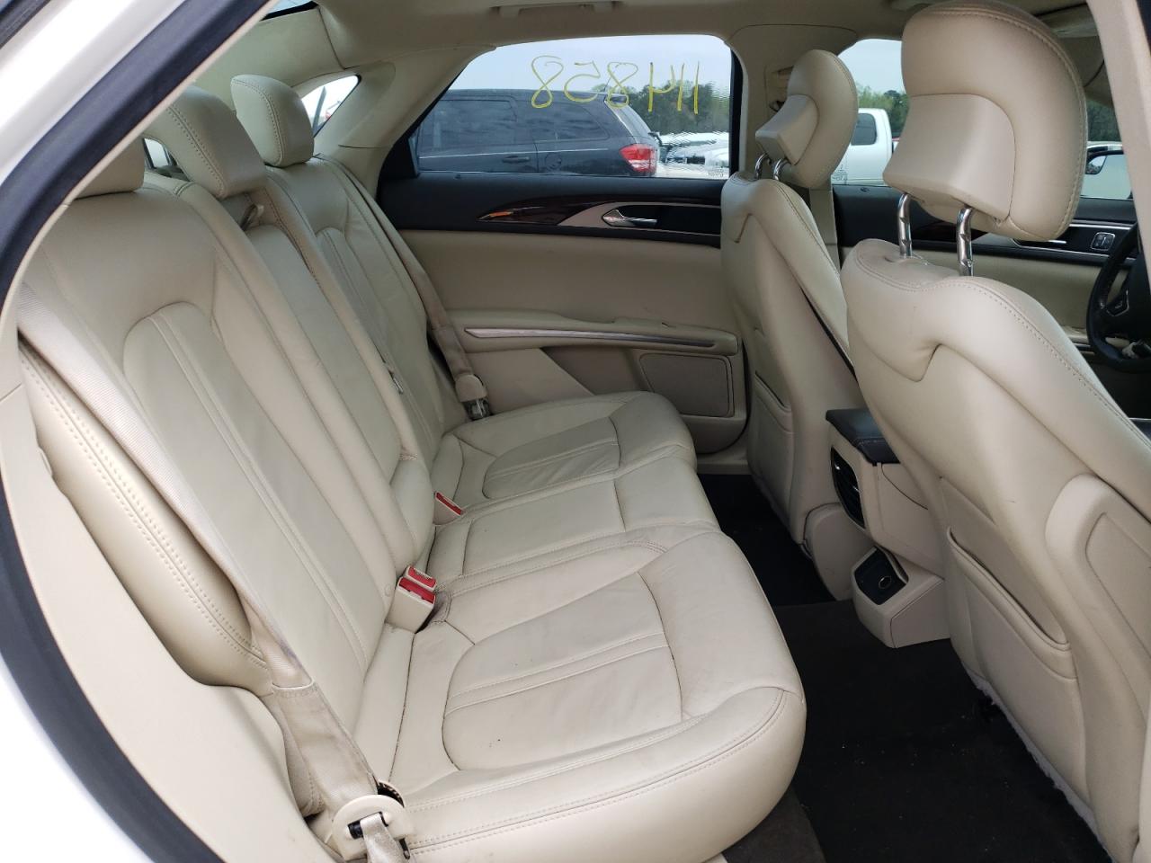 Photo 6 from auction – 2013 LINCOLN MKZ with VIN 3LN6L2GK8DR801104