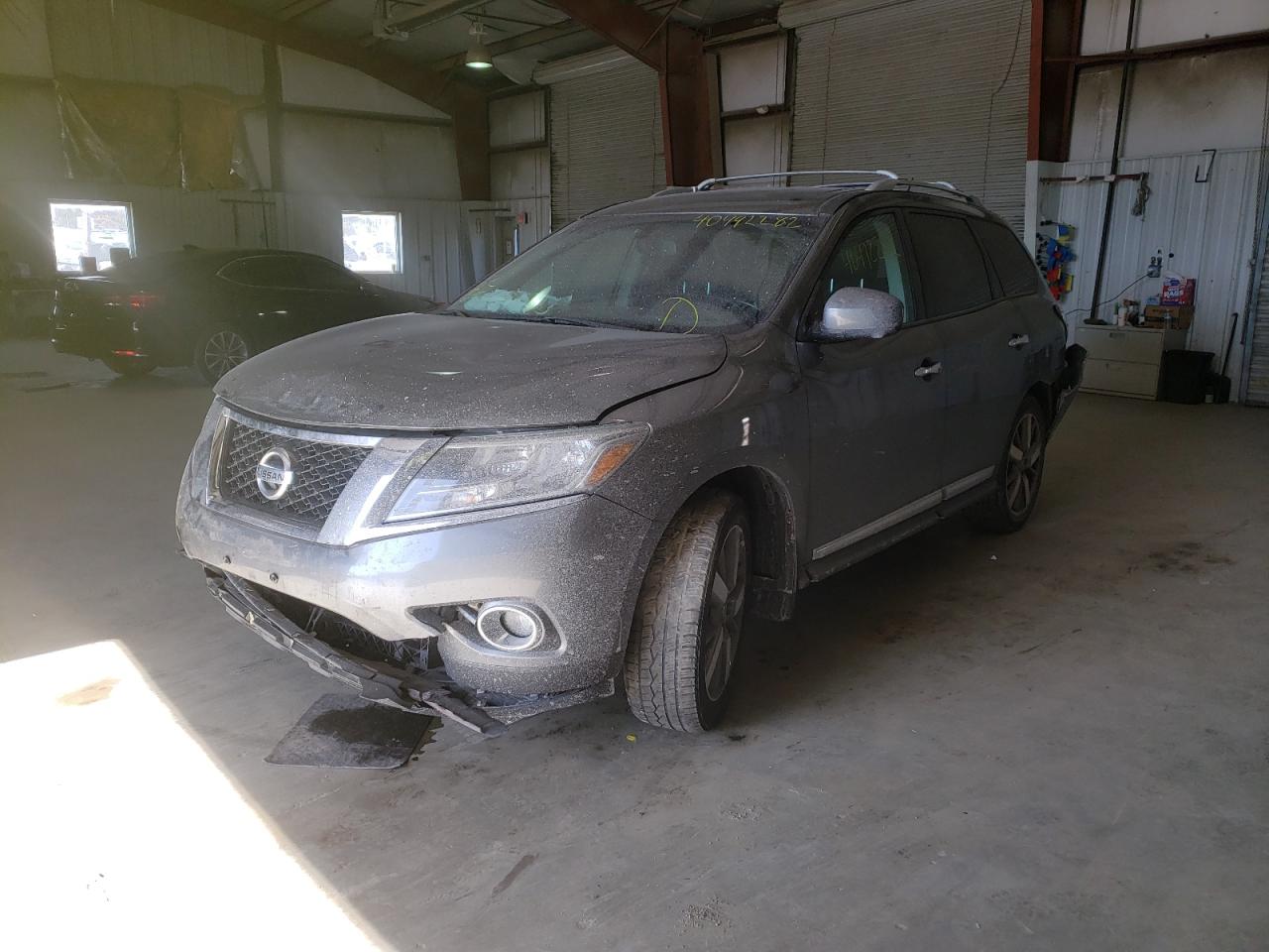 Photo 2 from auction – 2015 NISSAN PATHFINDER with VIN 5N1AR2MMXFC693455