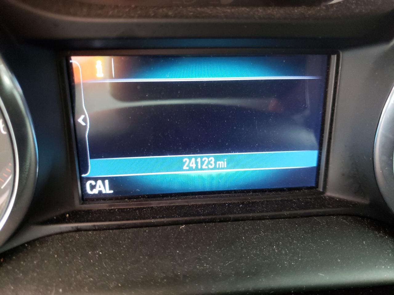 Photo 8 from auction – 2019 BUICK ENVISION E with VIN LRBFXCSA8KD014431