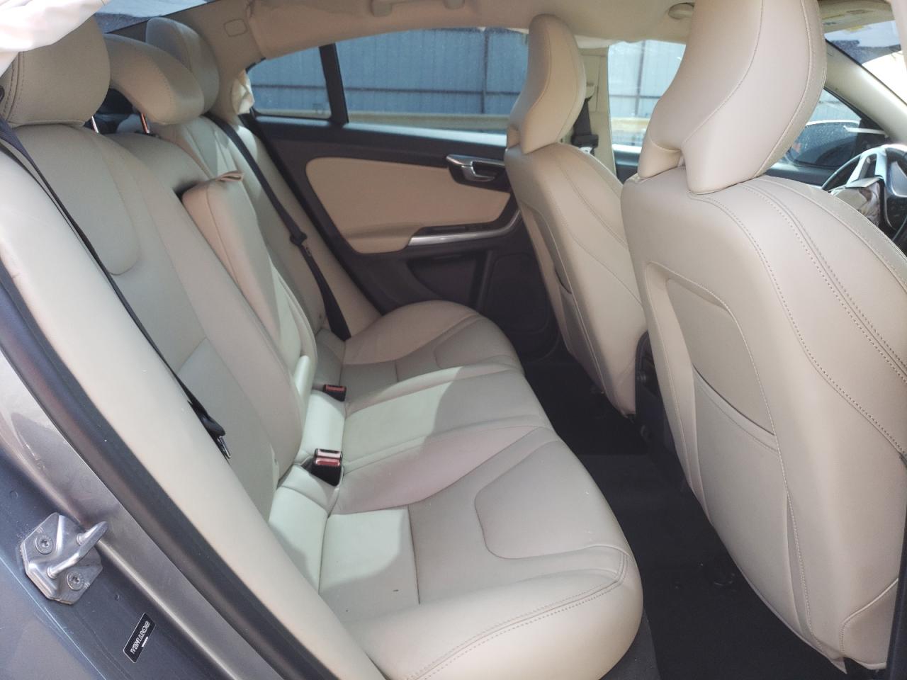 Photo 6 from auction – 2018 VOLVO S60 DYNAMI with VIN YV126MFL0J2453468