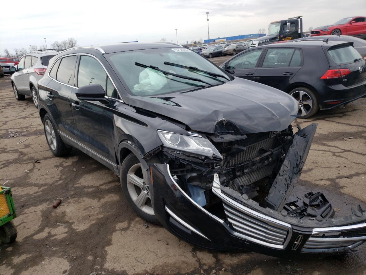 Photo 1 from auction – 2016 LINCOLN MKC PREMIE with VIN 5LMCJ1C90GUJ21634