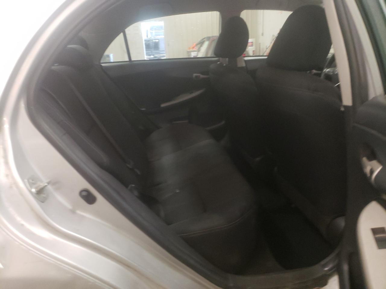 Photo 6 from auction – 2013 TOYOTA COROLLA BA with VIN 2T1BU4EE5DC975548