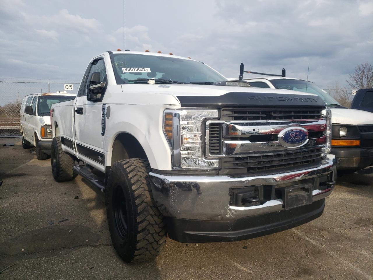 Photo 1 from auction – 2019 FORD F250 SUPER with VIN 1FTBF2B63KEG82138