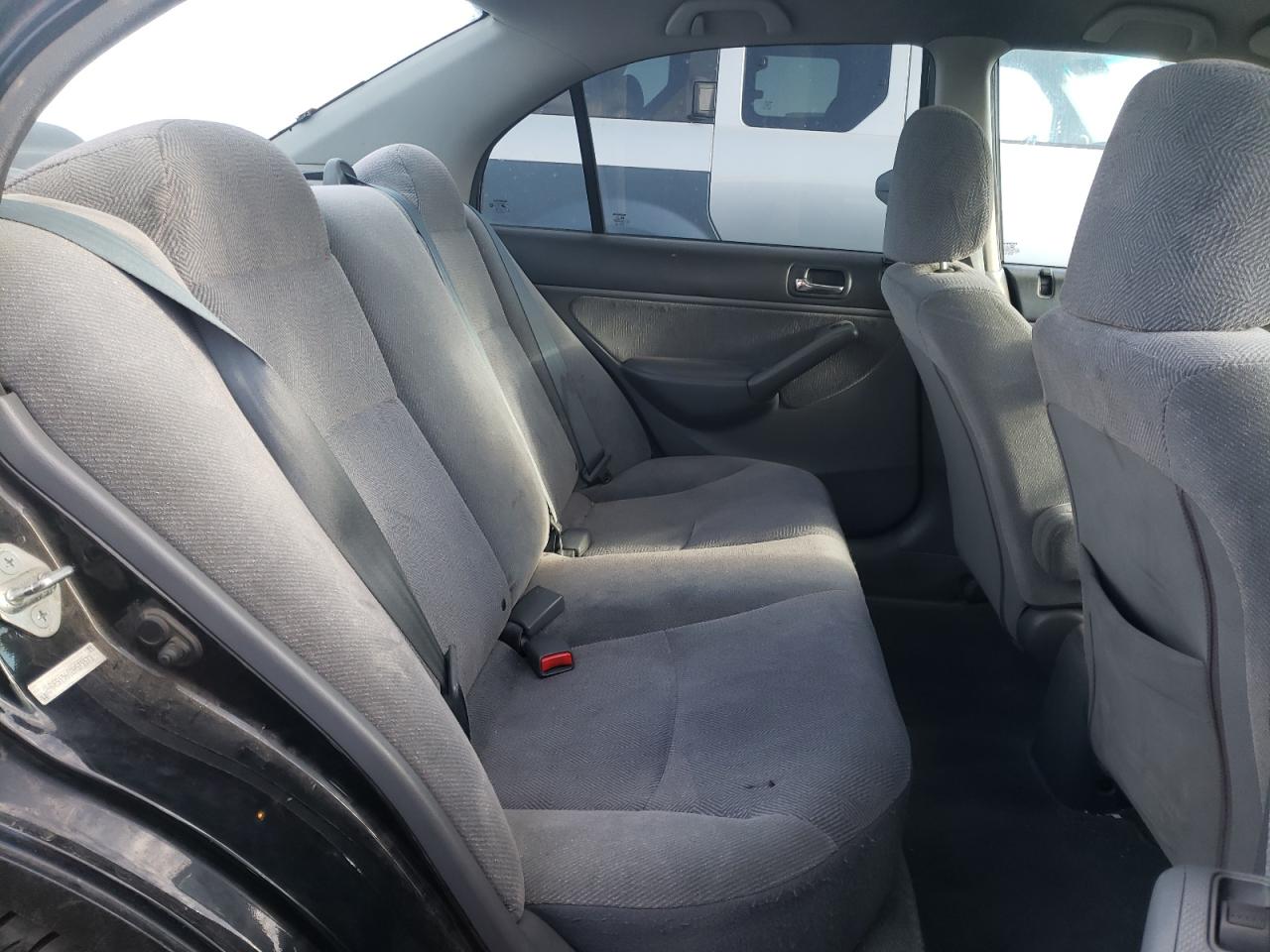 Photo 6 from auction – 2002 HONDA CIVIC LX with VIN 2HGES15602H575573