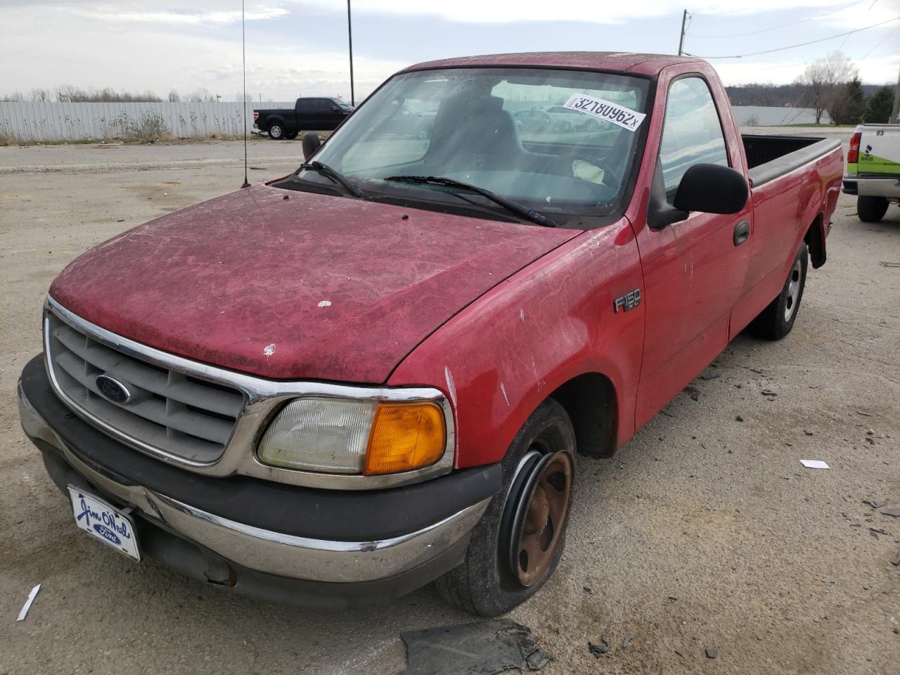 Photo 2 from auction – 2004 FORD F150 2WD with VIN 2FTRF17294CA85440