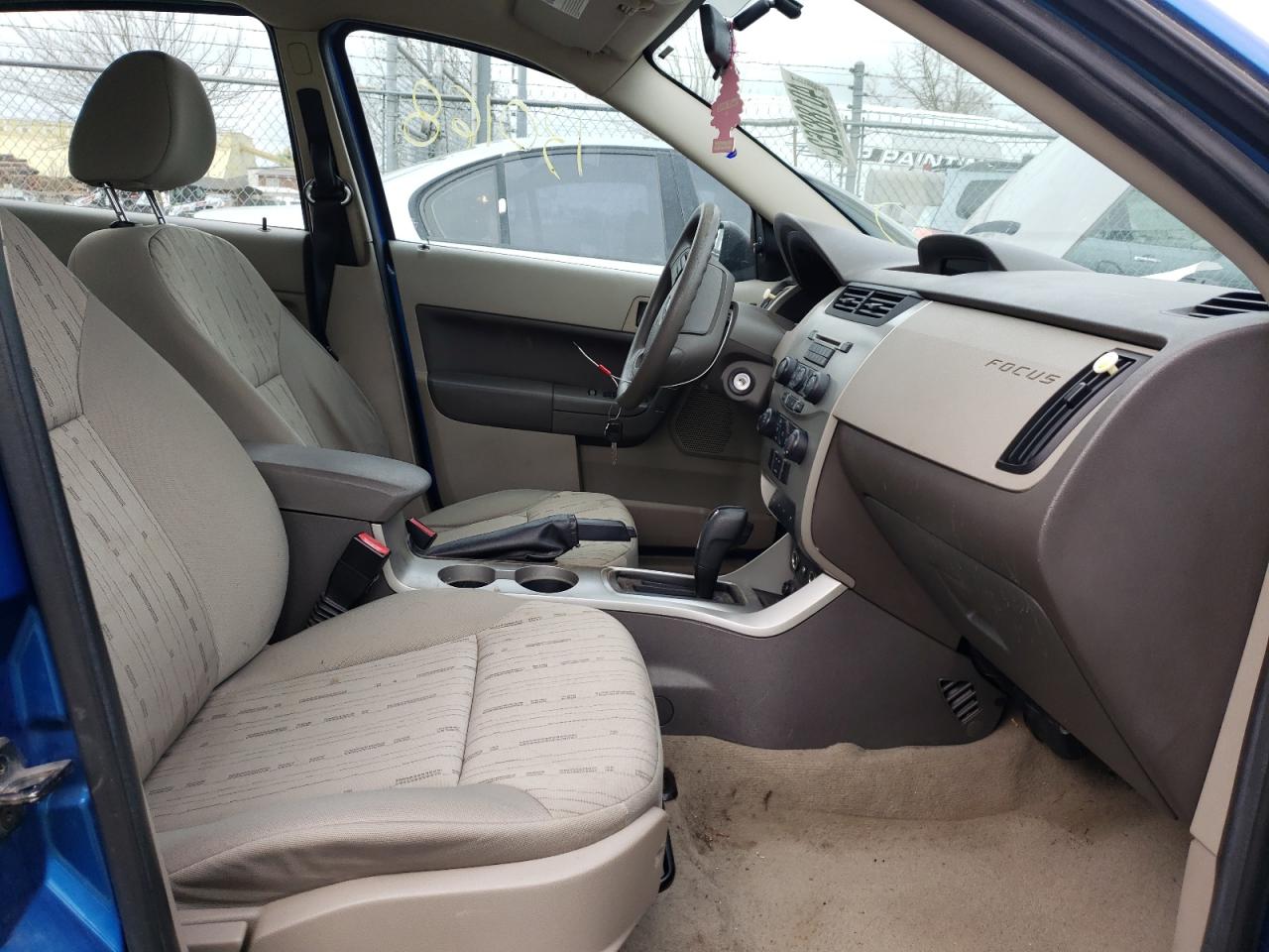 Photo 5 from auction – 2011 FORD FOCUS SE with VIN 1FAHP3FN9BW179633
