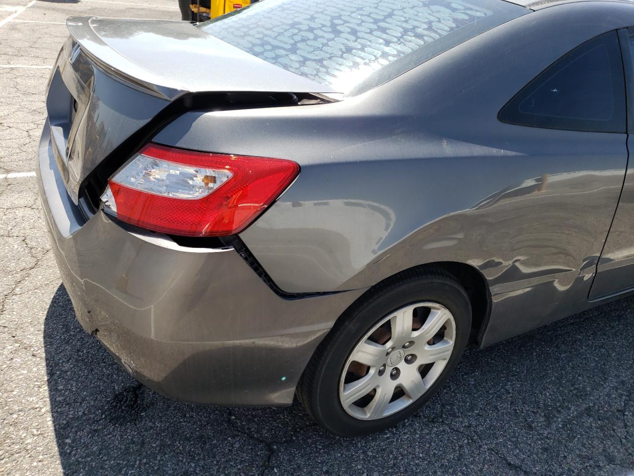 Photo 9 from auction – 2010 HONDA CIVIC LX with VIN 2HGFG1B60AH537799