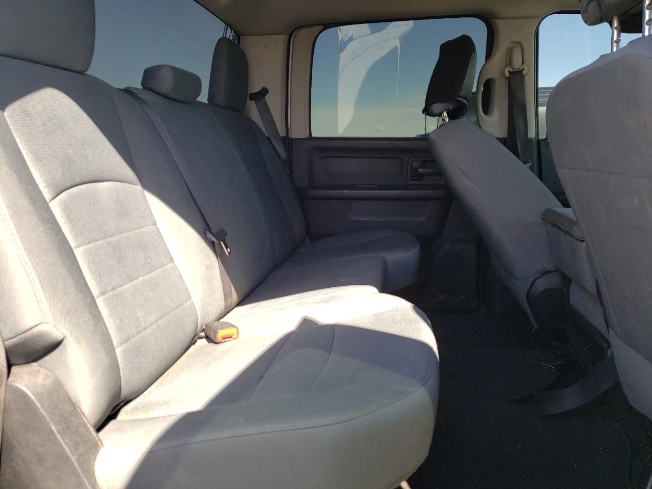 Photo 6 from auction – 2017 RAM 1500 ST with VIN 3C6RR7KT1HG790758
