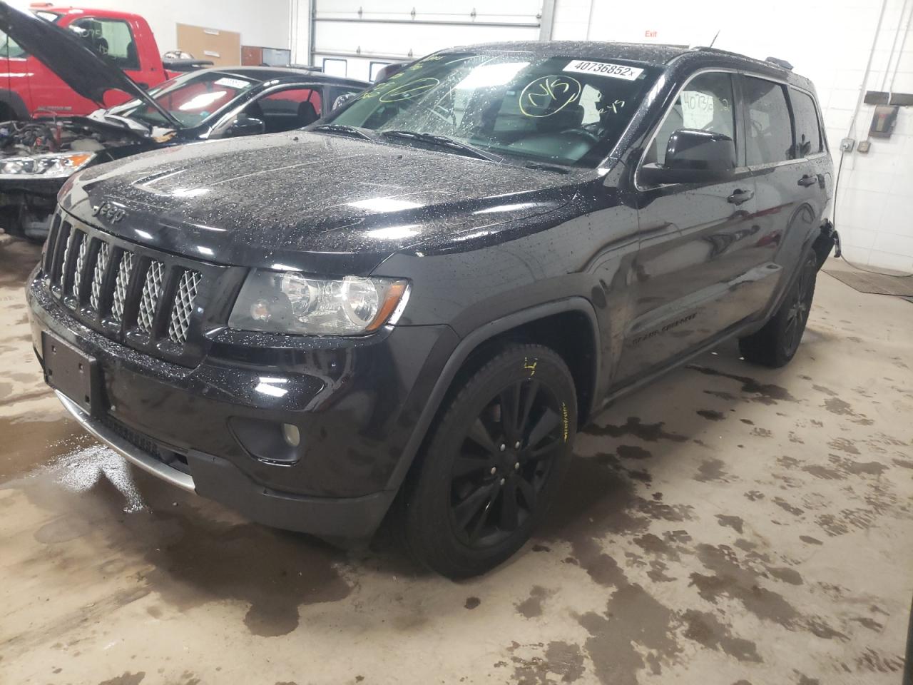Photo 2 from auction – 2013 JEEP GRAND CHER with VIN 1C4RJFAG5DC587710