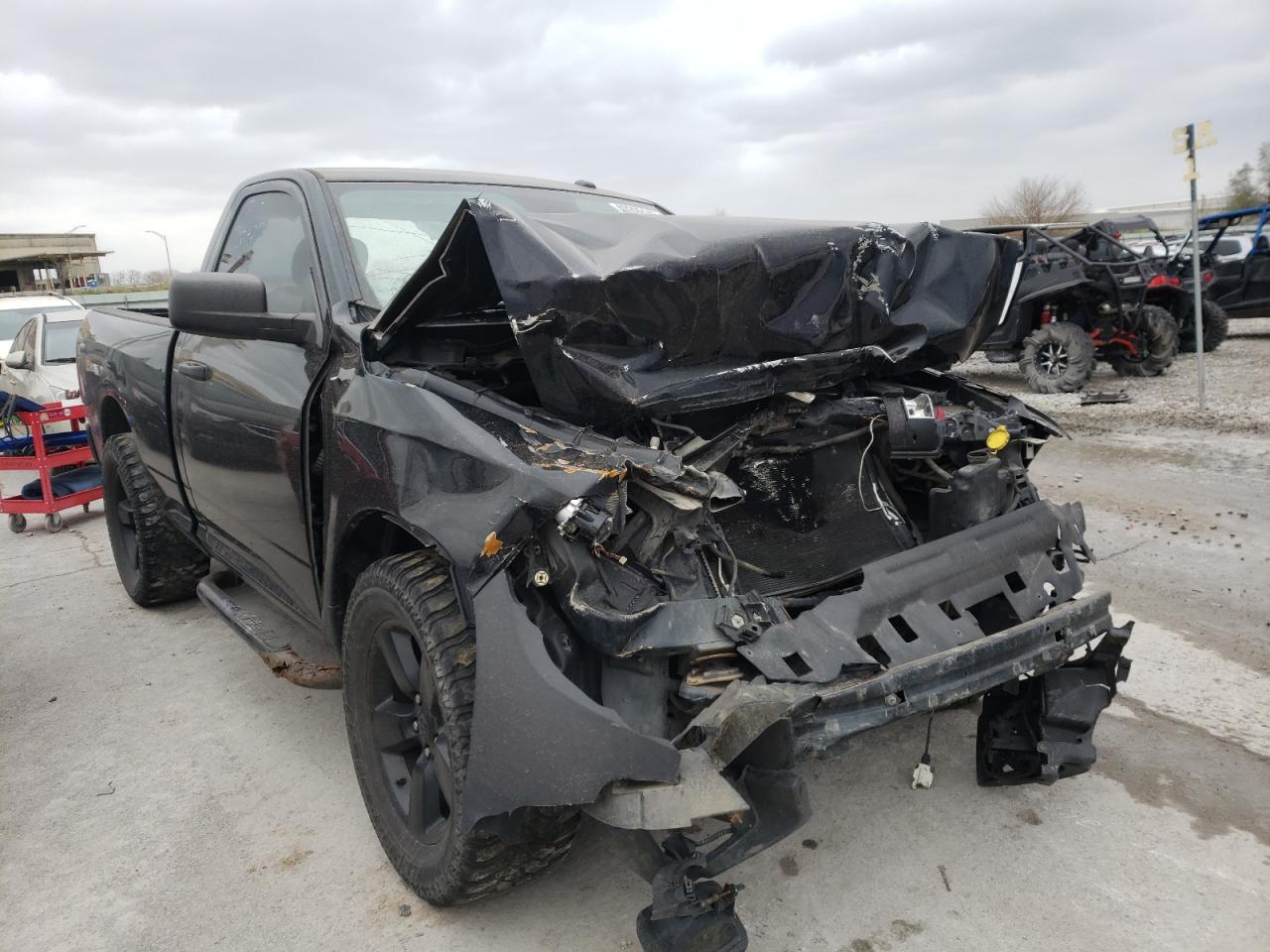 RAM 1500 ST 2015 with VIN 3C6JR6AG1FG545113 - Photo from auction