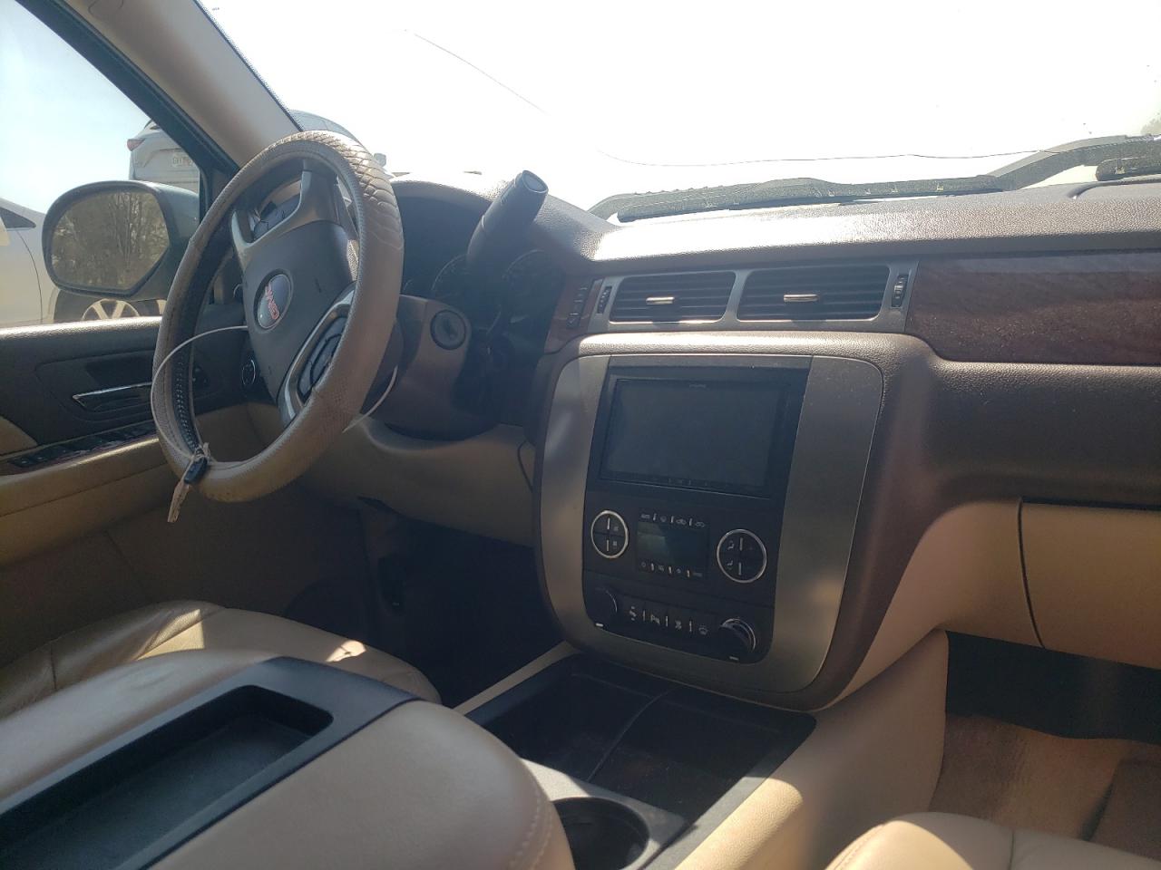Photo 9 from auction – 2007 GMC NEW SIERRA with VIN 2GTEC130X71702503