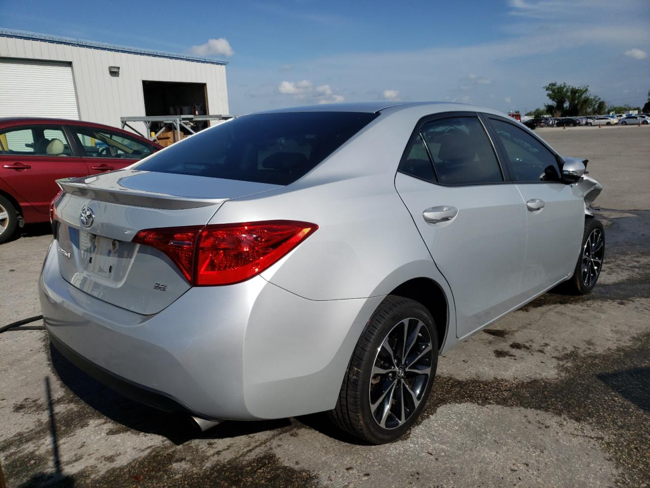 Photo 4 from auction – 2018 TOYOTA COROLLA L with VIN 2T1BURHE1JC056828