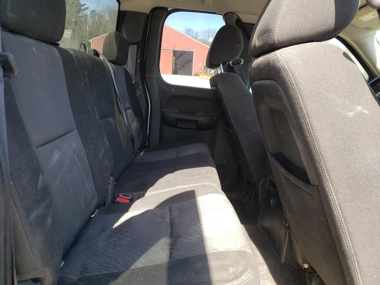 Photo 6 from auction – 2011 CHEVROLET SILVERADO with VIN 1GCRKSE33BZ139537