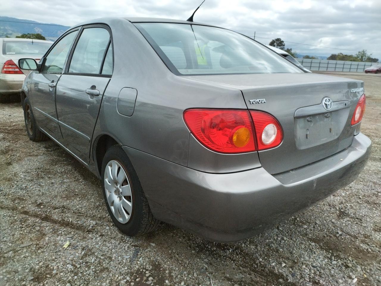 Photo 3 from auction – 2004 TOYOTA COROLLA CE with VIN 1NXBR32E24Z289398