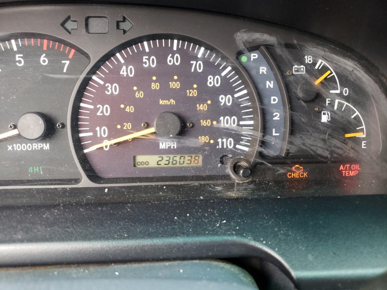 Photo 8 from auction – 2000 TOYOTA TUNDRA ACC with VIN 5TBBT4410YS051817