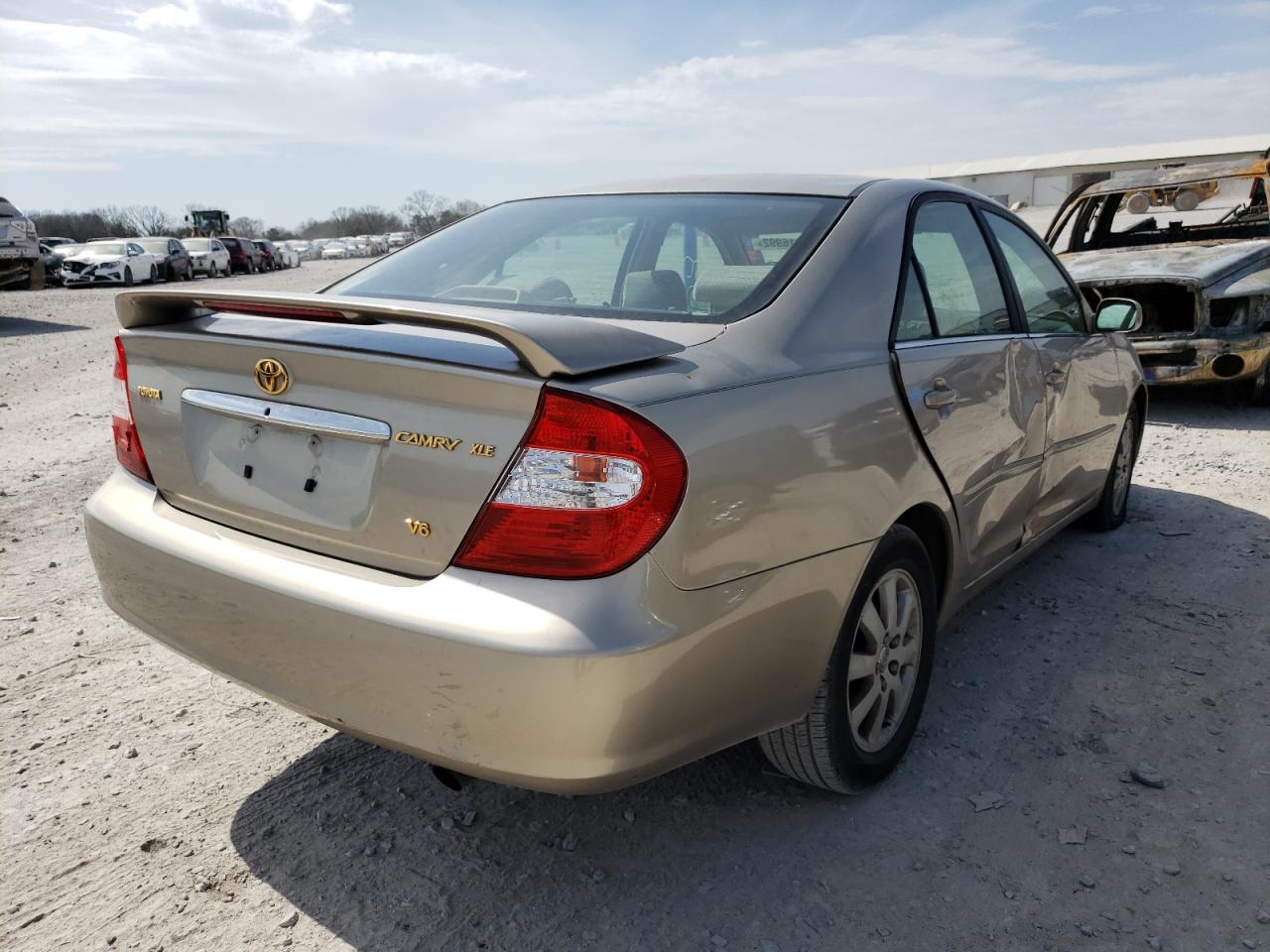 Photo 4 from auction – 2003 TOYOTA CAMRY LE with VIN 4T1BF32K73U042648