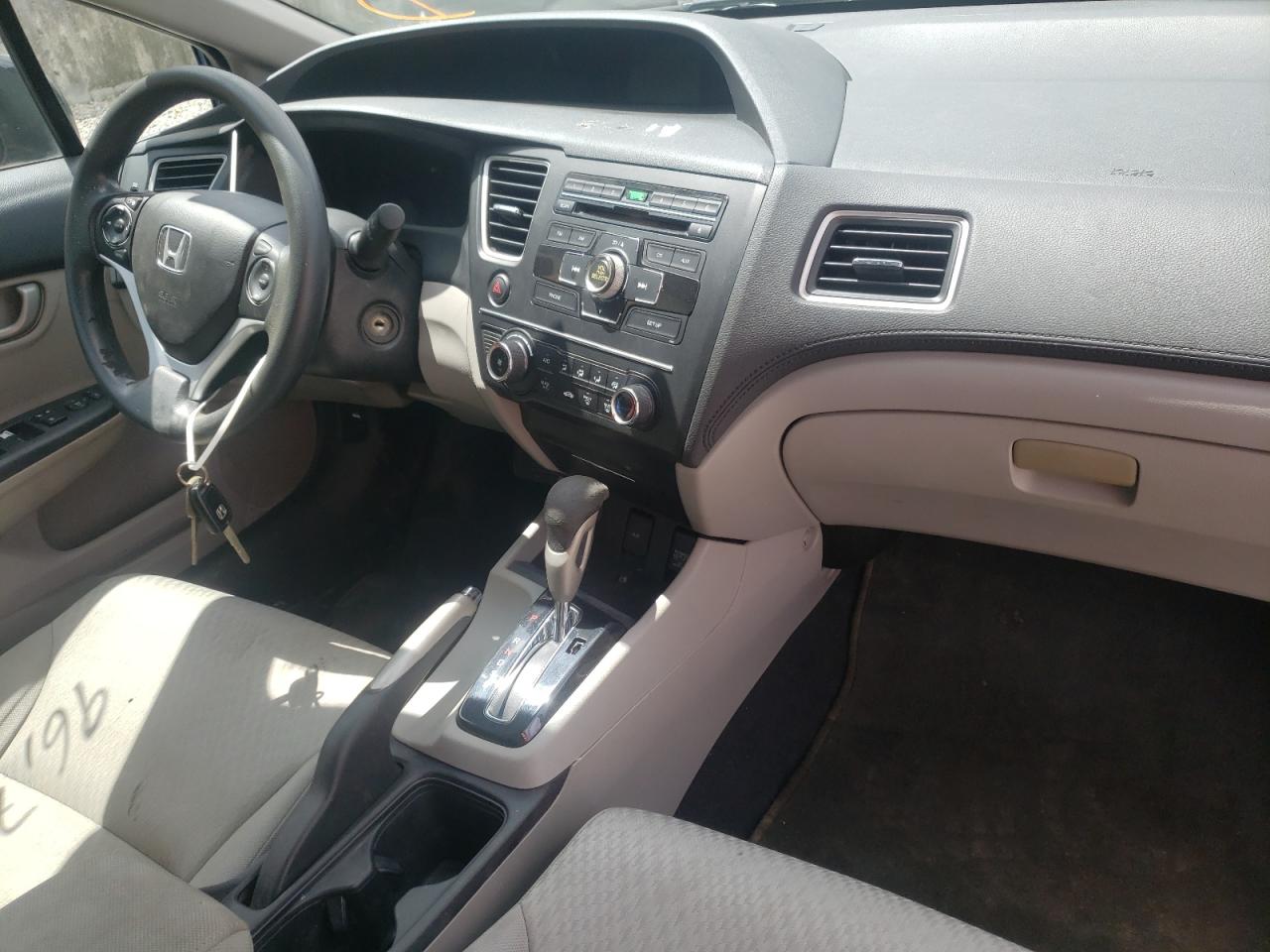 Photo 9 from auction – 2015 HONDA CIVIC LX with VIN 19XFB2F52FE024139