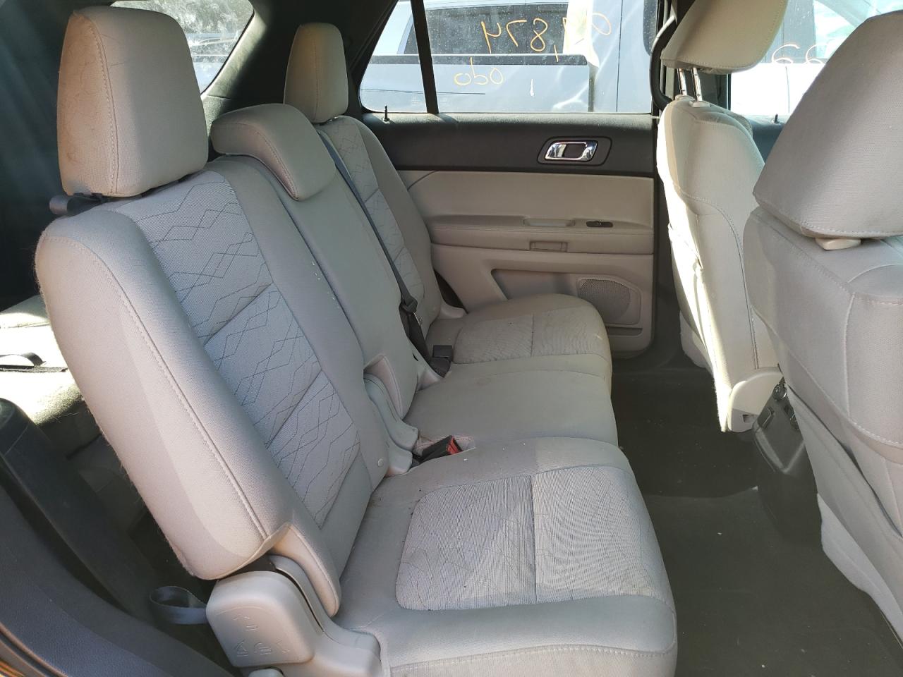 Photo 6 from auction – 2011 FORD EXPLORER with VIN 1FMHK8B87BGA57610