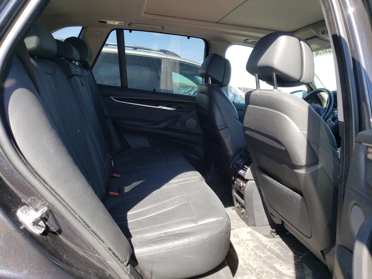 Photo 6 from auction – 2015 BMW X5 XDRIVE5 with VIN 5UXKR6C54F0J78249