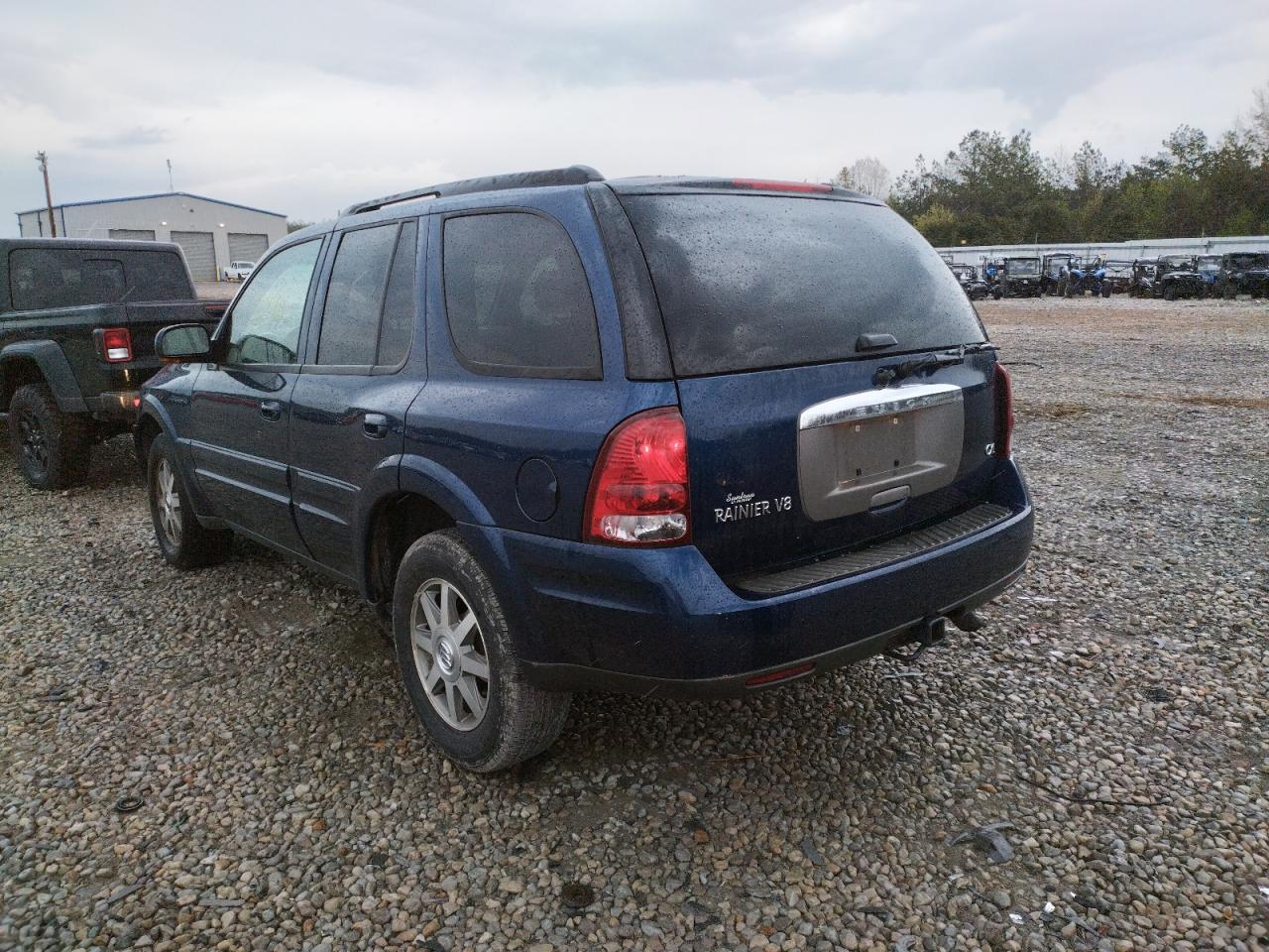 Photo 3 from auction – 2004 BUICK RAINIER CX with VIN 5GAES13P642242057