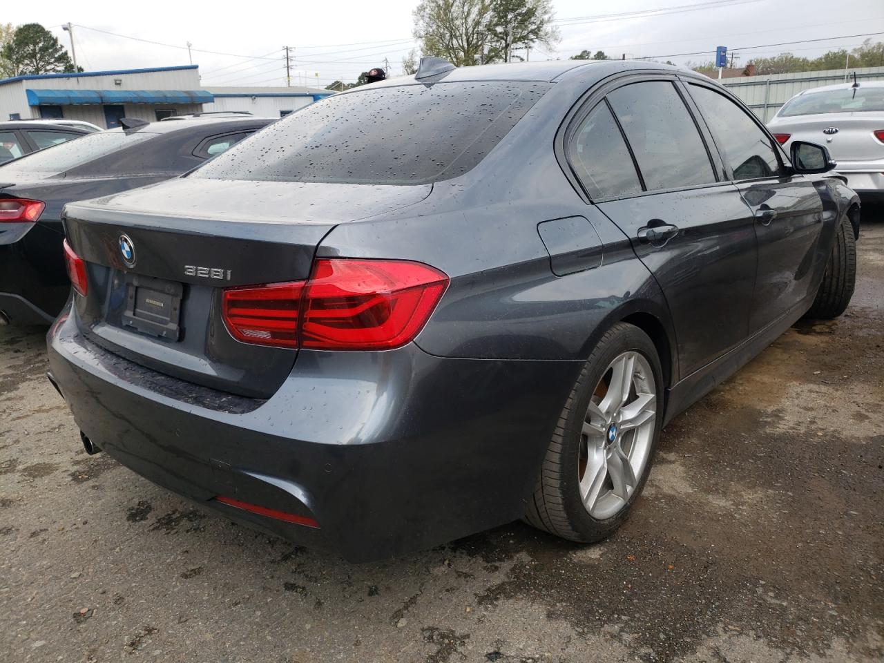 Photo 4 from auction – 2016 BMW 328 I SULE with VIN WBA8E9G54GNT86605