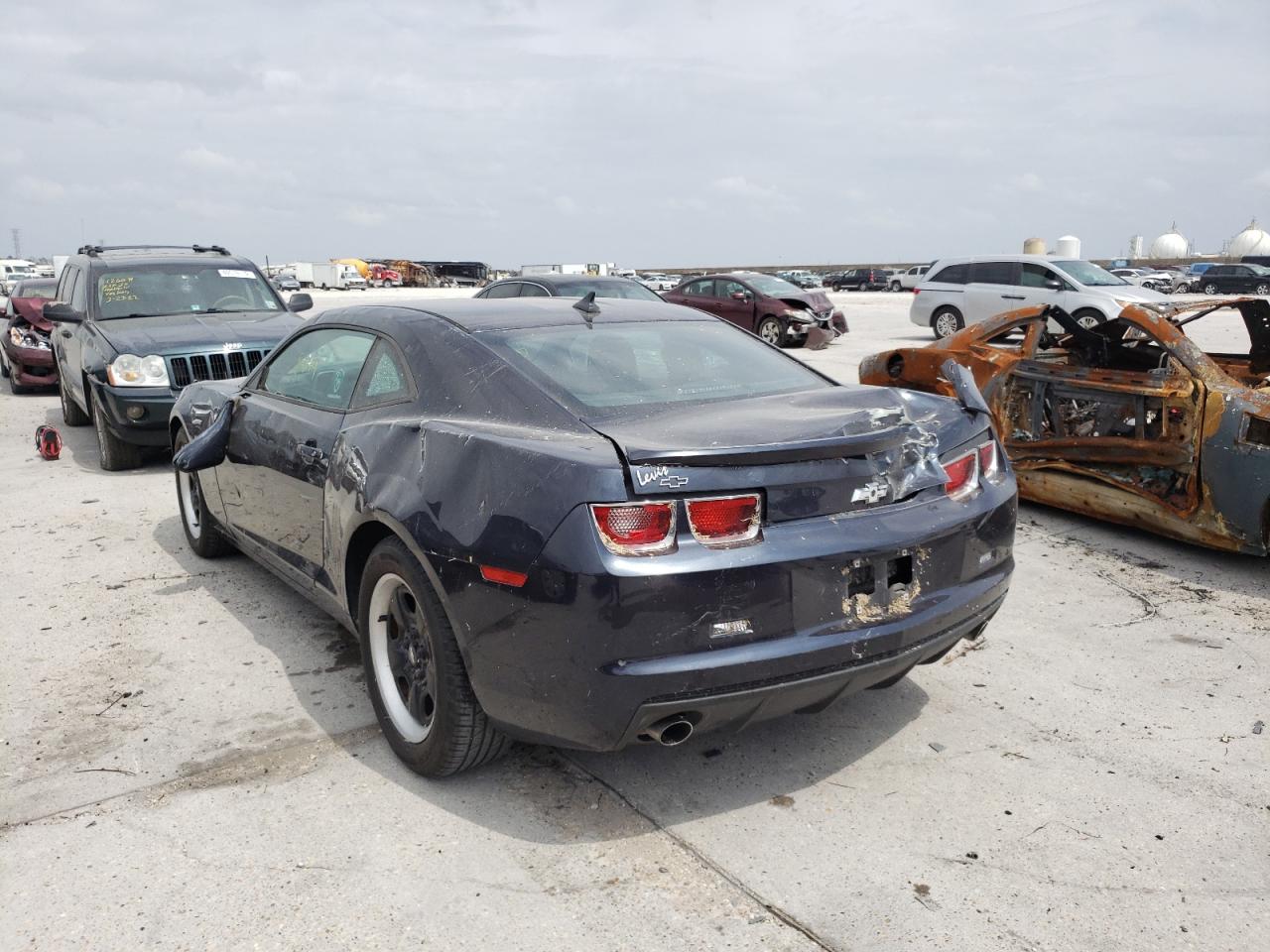 Photo 3 from auction – 2013 CHEVROLET CAMARO LS with VIN 2G1FA1E38D9156517
