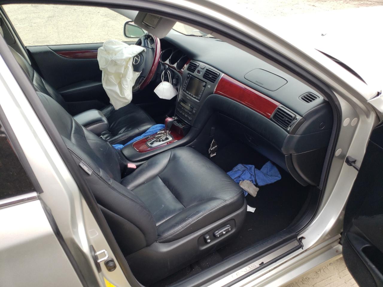 Photo 5 from auction – 2004 LEXUS ES 330 with VIN JTHBA30G440005579