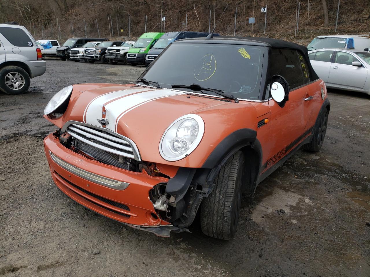 Photo 2 from auction – 2005 MINI COOPER with VIN WMWRF33455TG11797