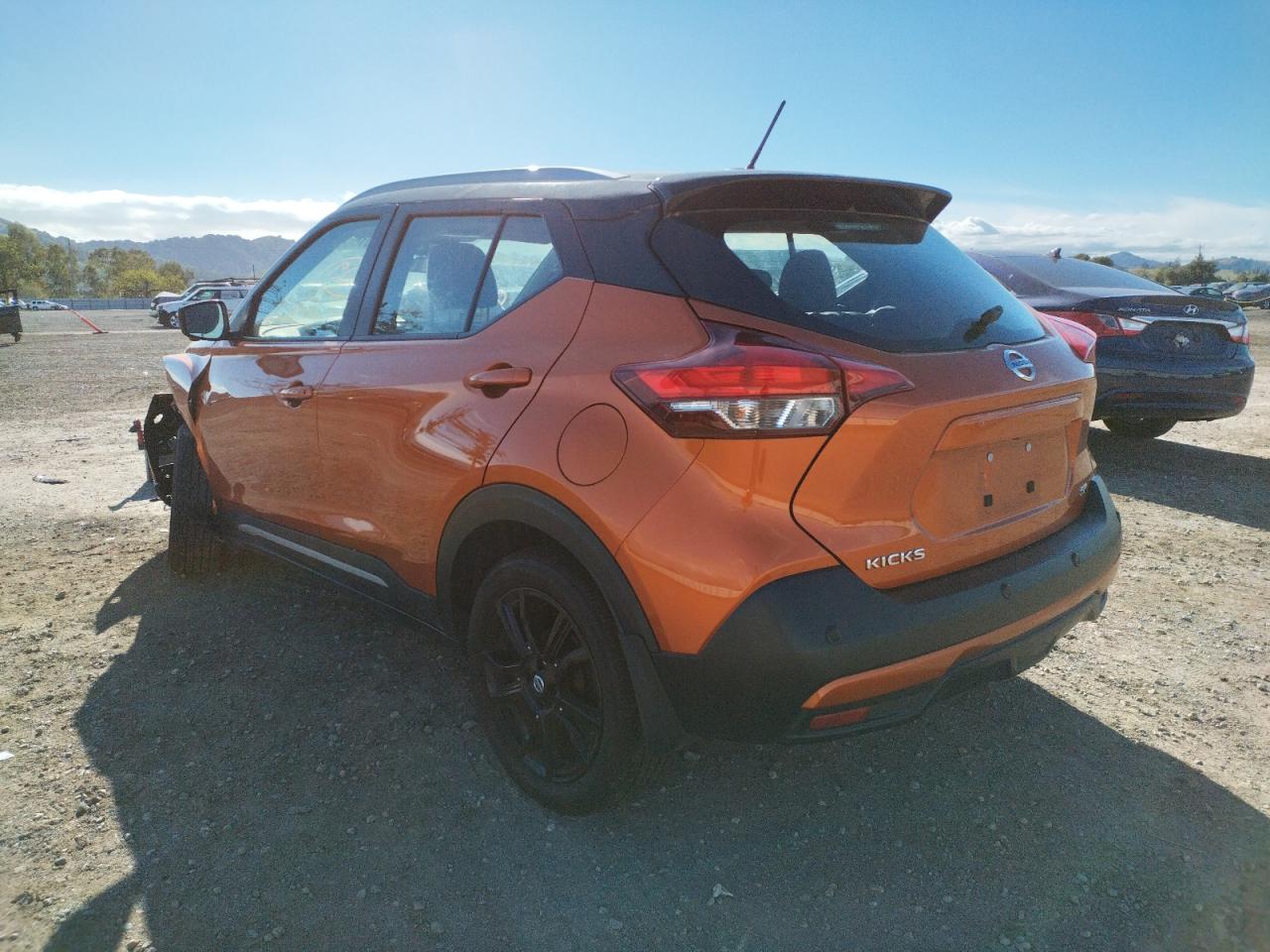 Photo 3 from auction – 2020 NISSAN KICKS SR with VIN 3N1CP5DV6LL579937