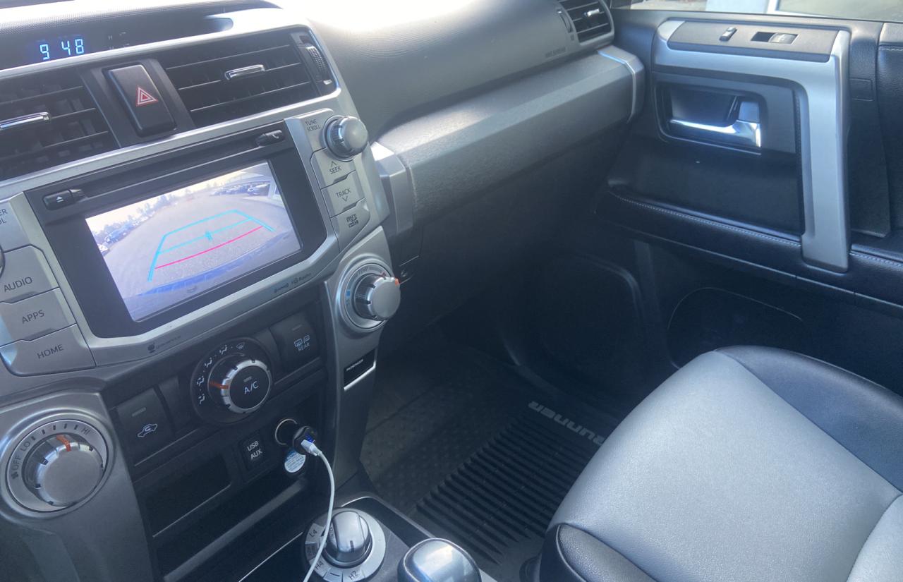 Photo 10 from auction – 2019 TOYOTA 4RUNNER SR with VIN JTEBU5JR3K5612735