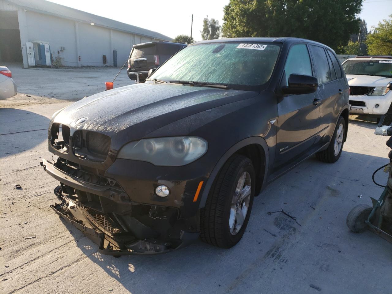 Photo 2 from auction – 2010 BMW X5 XDRIVE3 with VIN 5UXFE4C5XAL279157