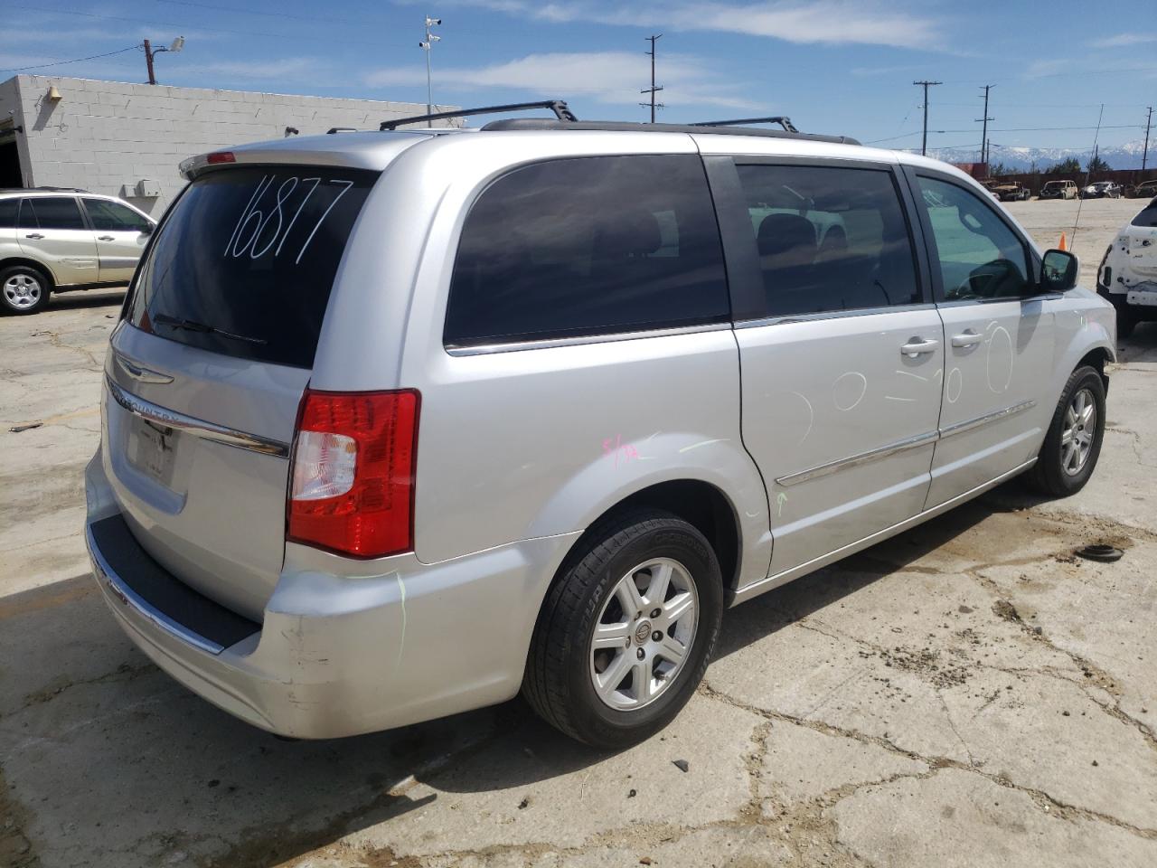 Photo 4 from auction – 2012 CHRYSLER TOWN & COU with VIN 2C4RC1BG2CR423445