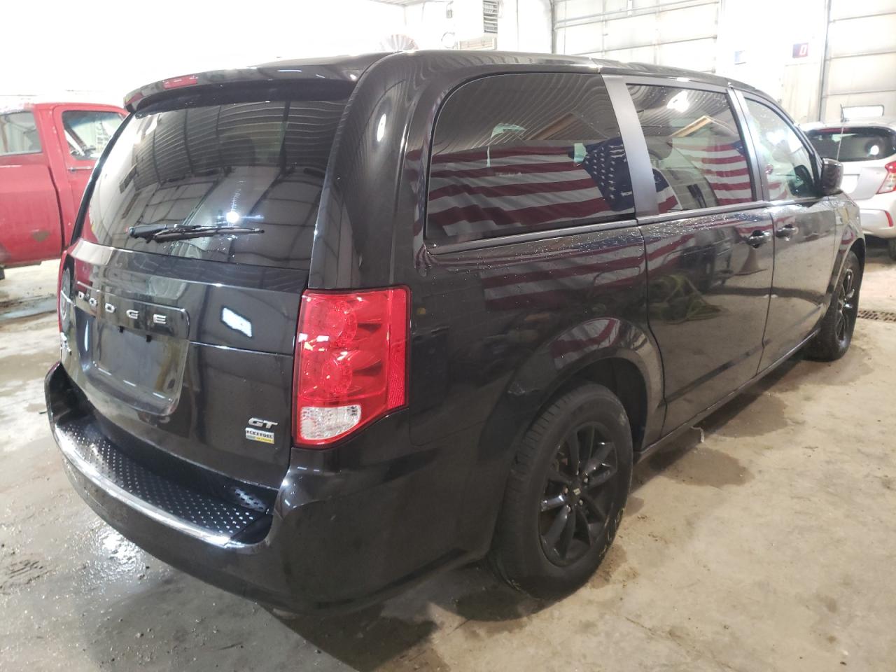 Photo 4 from auction – 2019 DODGE GRAND CARA with VIN 2C4RDGEG1KR768797