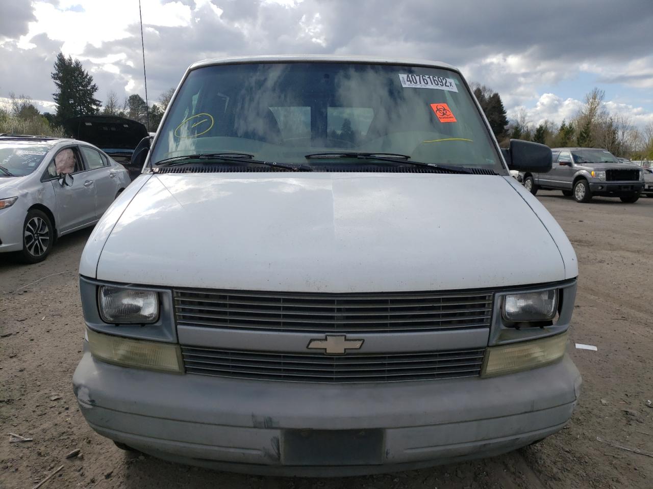 Photo 9 from auction – 2005 CHEVROLET ASTRO with VIN 1GCDM19X75B132003