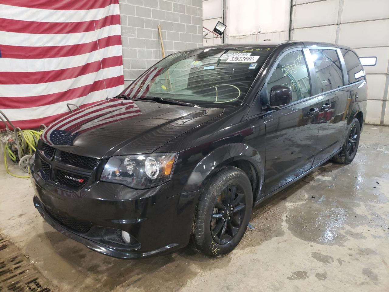 Photo 2 from auction – 2019 DODGE GRAND CARA with VIN 2C4RDGEG1KR768797
