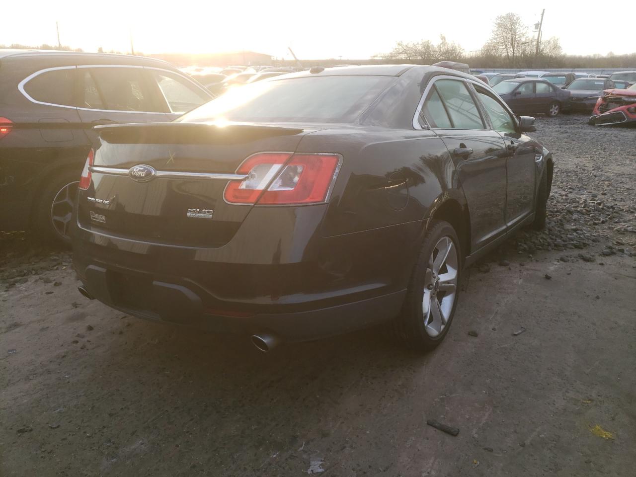 Photo 4 from auction – 2012 FORD TAURUS SHO with VIN 1FAHP2KT2CG141753